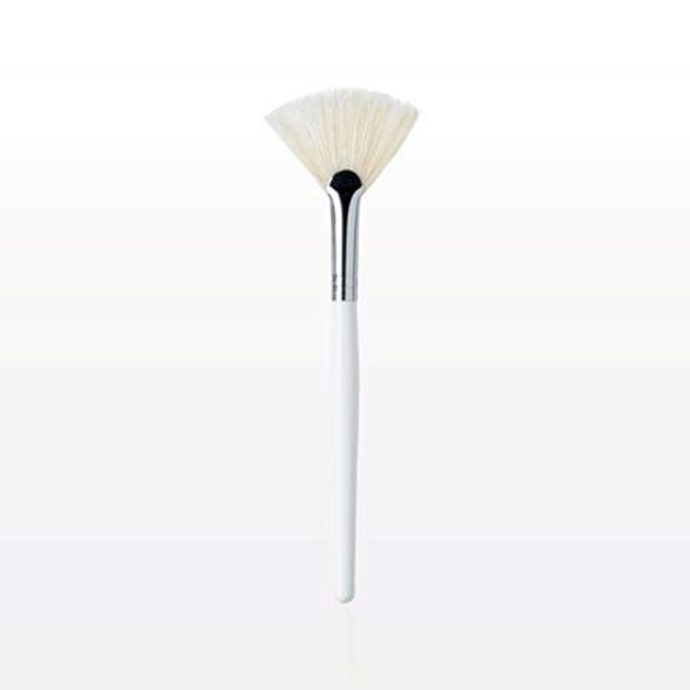 fan-mask-brush-white-taklon-glycolic-acid-peel-treatment-applicator-tca-lactic-skin-chemical-peels